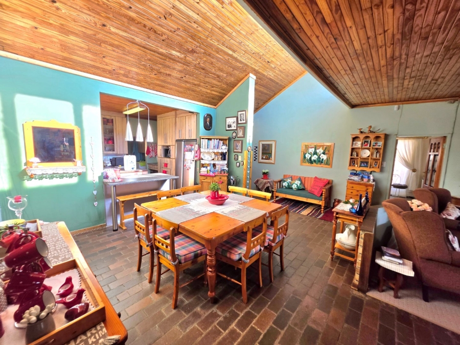 5 Bedroom Property for Sale in Panorama Free State